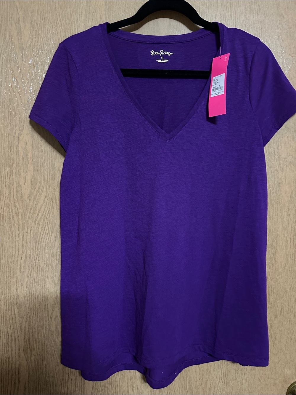 Lilly Pulitzer Etta v-neck Purple Berry tee